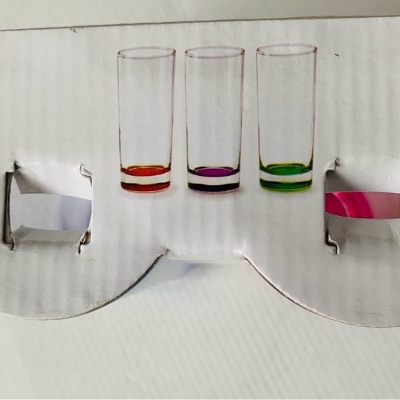 Set of 6 high water fruit juice glasses with 6 different colored bottoms NWT - Picture 4 of 9